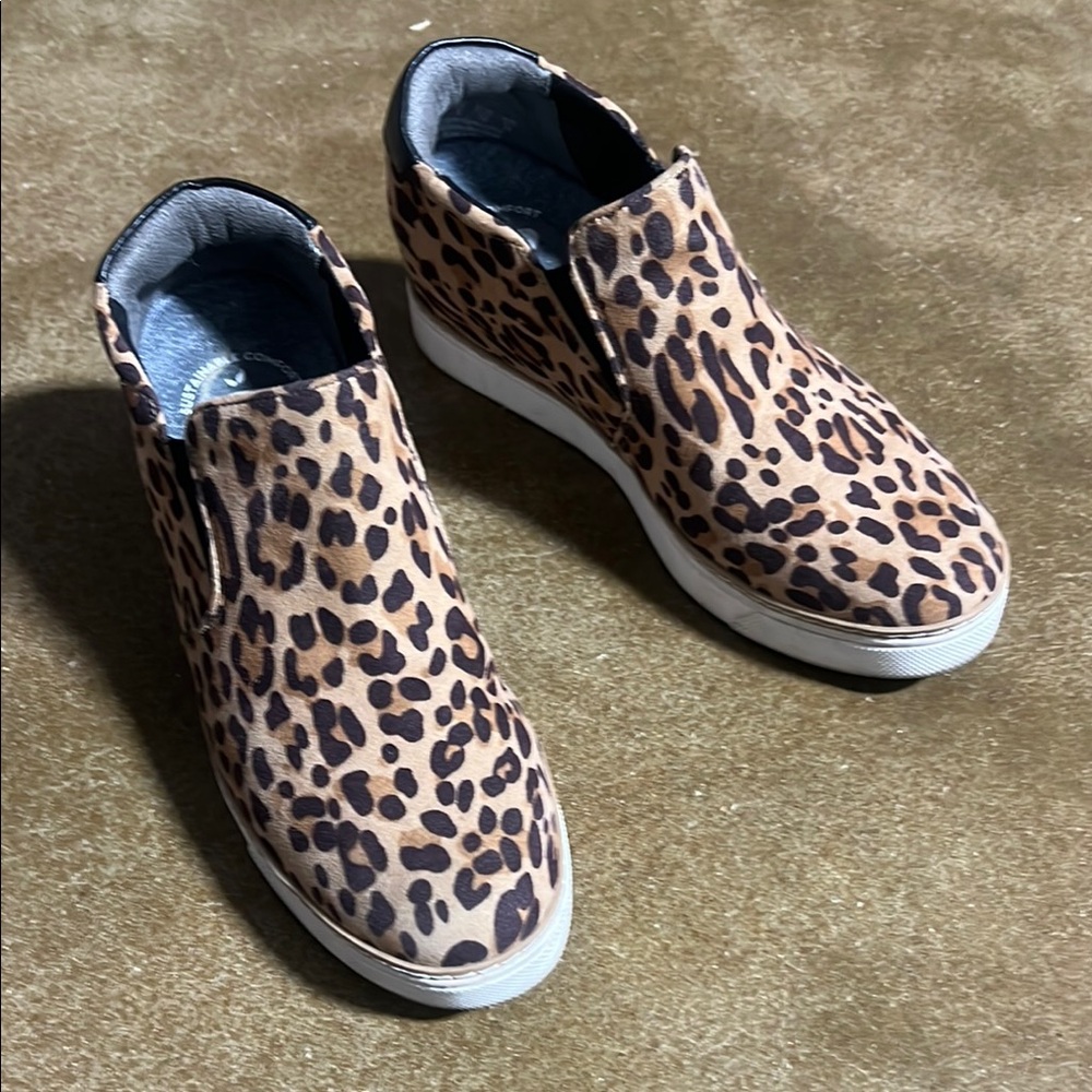 Leopard Print Slip-On Sneakers